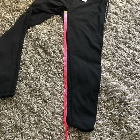 NWT Wildfox The Aerglo Legging - Picture 10 of 13